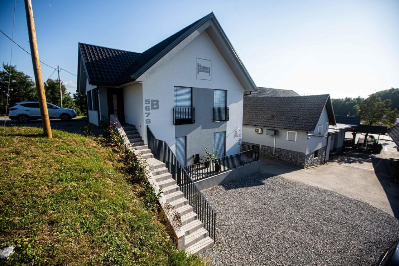 Gostilna Pugelj Otel Novo Mesto Dış mekan fotoğraf