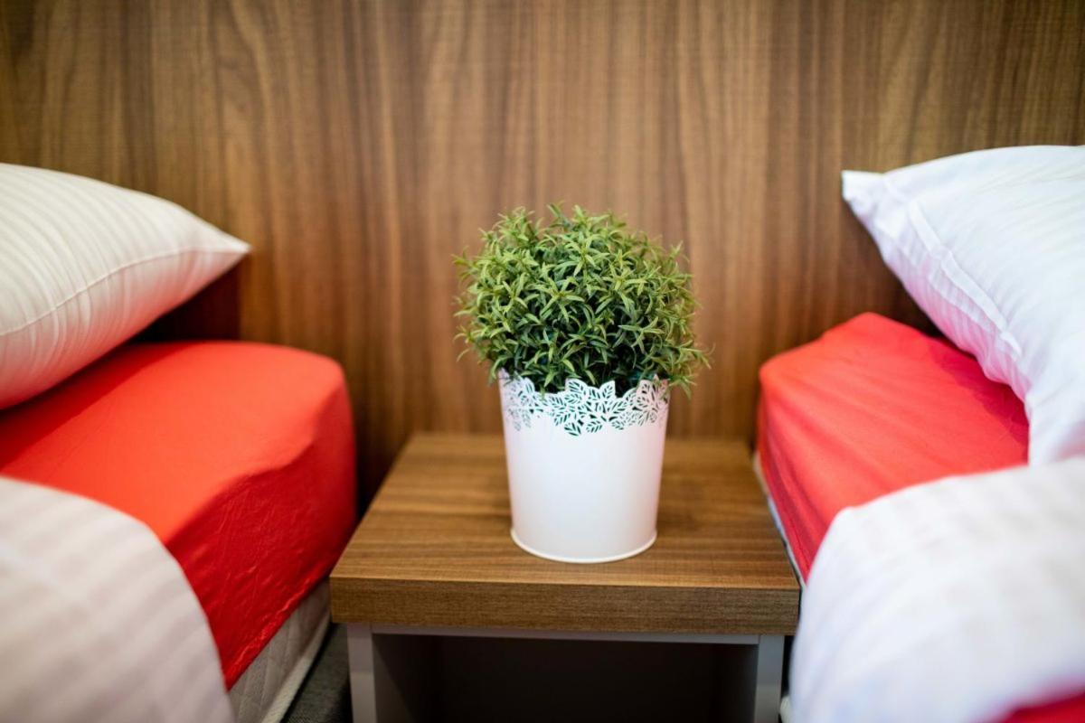 Gostilna Pugelj Otel Novo Mesto Dış mekan fotoğraf