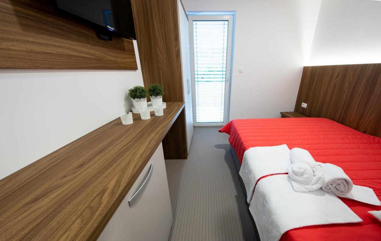 Gostilna Pugelj Otel Novo Mesto Dış mekan fotoğraf