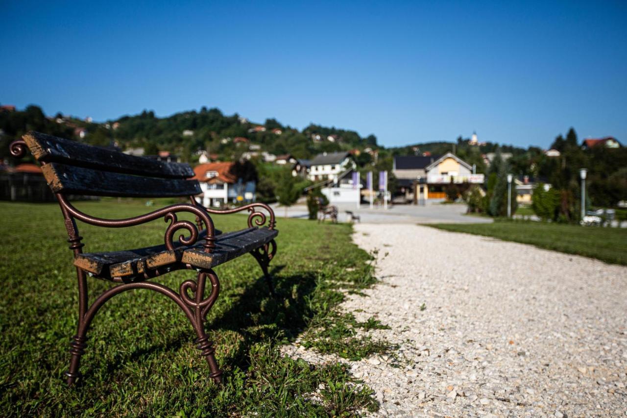 Gostilna Pugelj Otel Novo Mesto Dış mekan fotoğraf