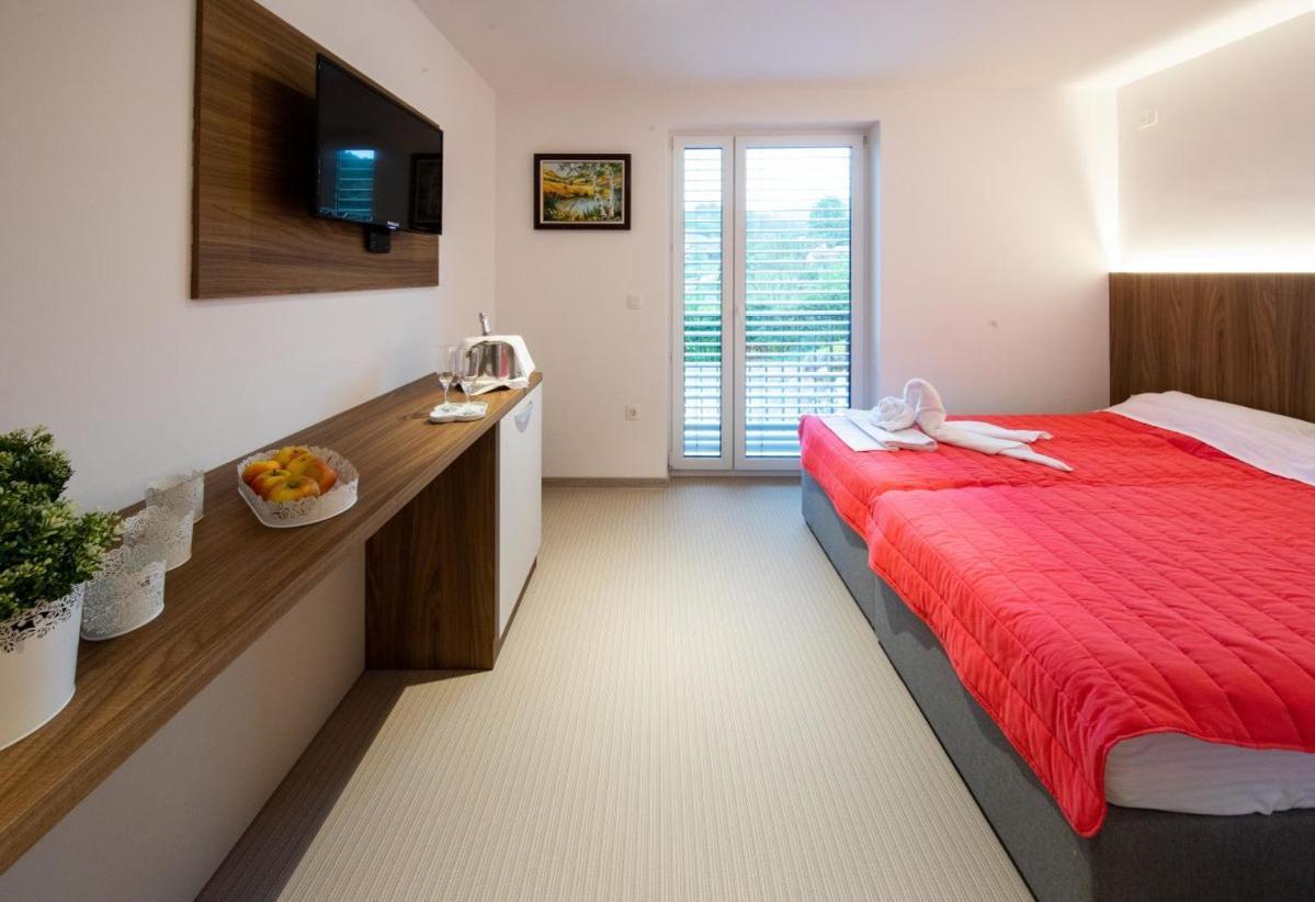 Gostilna Pugelj Otel Novo Mesto Dış mekan fotoğraf