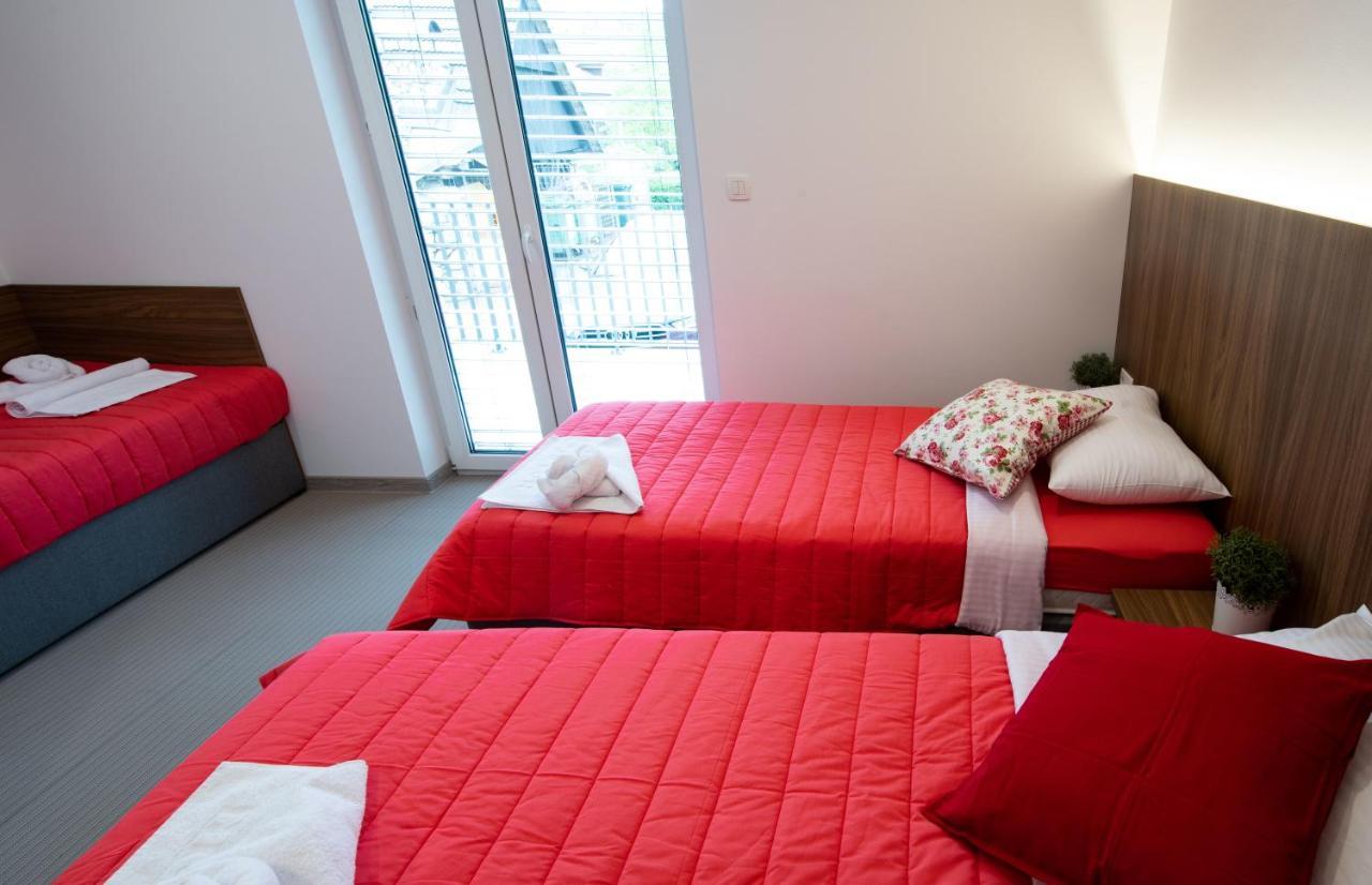 Gostilna Pugelj Otel Novo Mesto Dış mekan fotoğraf