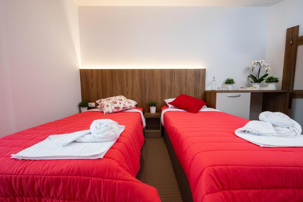 Gostilna Pugelj Otel Novo Mesto Dış mekan fotoğraf