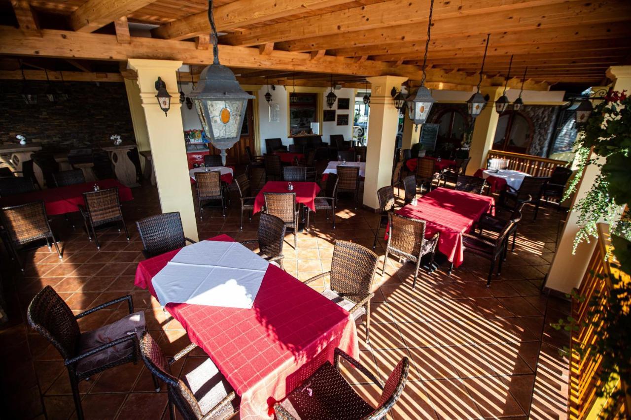 Gostilna Pugelj Otel Novo Mesto Dış mekan fotoğraf